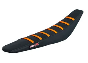 Vedd meg most Housse de selle KTM SX 200 250 450 03,SX-SXF 125-525 03-06, EXC 04-07 TOP BLACK- SIDE BLACK-STRIPES ORANGE (M512-3BBO) CrossX