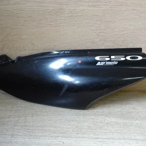 Ajánlat Cache latéral gauche SUZUKI XF 650 FREEWIND